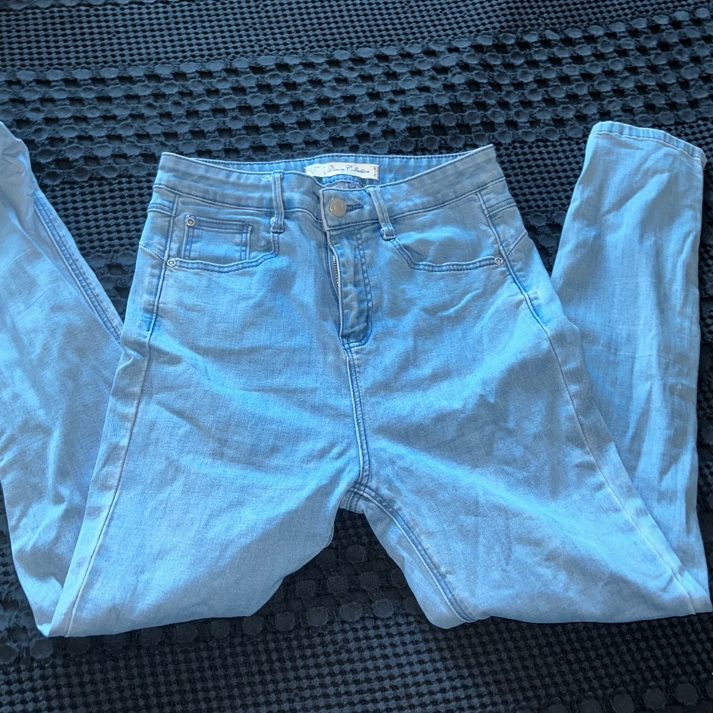 Light Blue High-Waisted Jeans